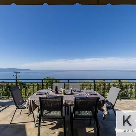 Mare With Infinite Sea Views! Tatil Evi Plateies