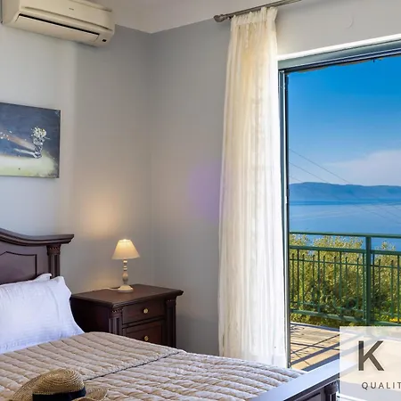 Vakantiehuis Mare With Infinite Sea Views! Plateies