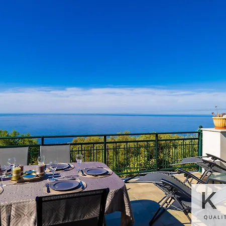 Mare With Infinite Sea Views! Tatil Evi